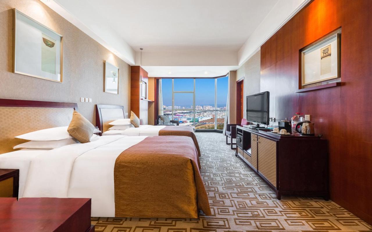 Empark Grand Hotel Кунмин Екстериор снимка